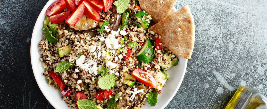 Ensalada de Quinoa y Frijoles con Proteína